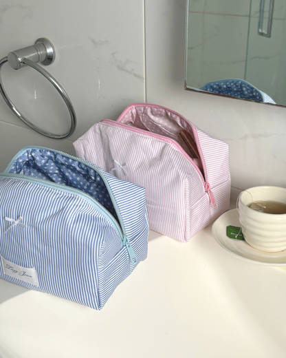 Beauty pouch blue